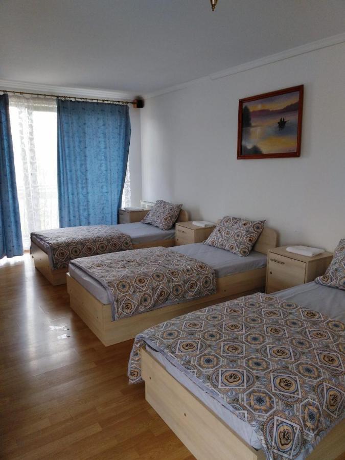 Миниотель Mukatjevo Eksteriør billede